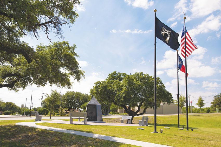 The area inside the traffic circle in Aledo has been named "Aledo Commons." It is the home of Veteran's Plaza.